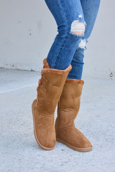 Warm Fur Lined Flat Boots - 4 Ever Trending